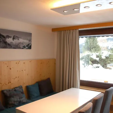 아파트 Kreidl 7 쾨닉슬라이텐